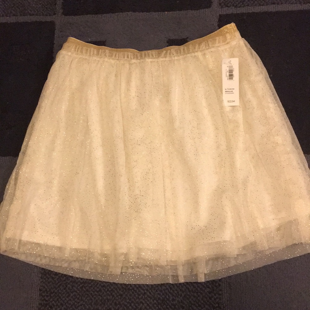 NWT White tule skirt
